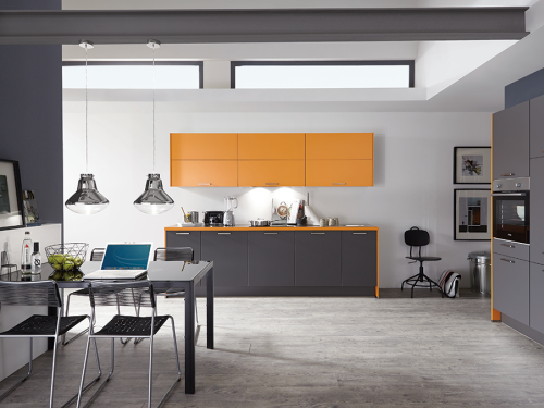 Stoere keuken - Touch Grijs/Oranje