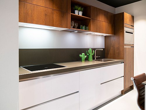 Keukens - Laser Briljant G240 Hoogglans wit