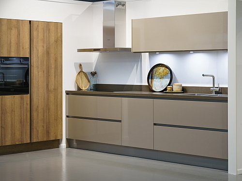 Keukens - XBU346 Cubanit glans