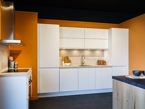 Keukens - SHOWROOMKEUKEN-HOEK-WIT