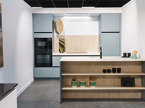 Keukens - SHOWROOMKEUKEN-EILAND-BLAUW