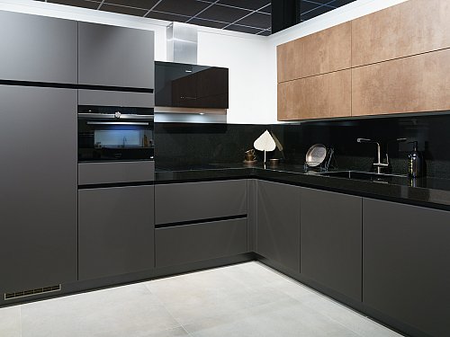 Keukens - SHOWROOMKEUKEN-HOEK-GRIJS