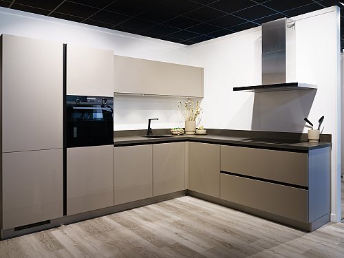 Keukens - SHOWROOMKEUKEN-HOEK-TAUPE