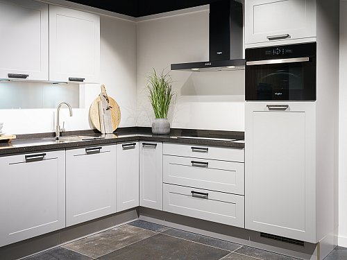 Keukens - SHOWROOMKEUKEN-HOEK-WIT