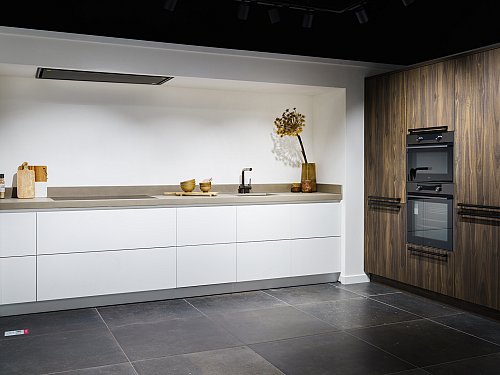 Keukens - SHOWROOMKEUKEN-LOS-WIT