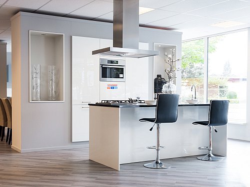 Keukens - IP3050 Wit Hoogglans / 23