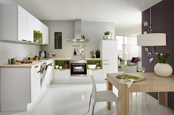 Witte moderne hoekkeuken met kleur accent - Afbeelding 3 van 3