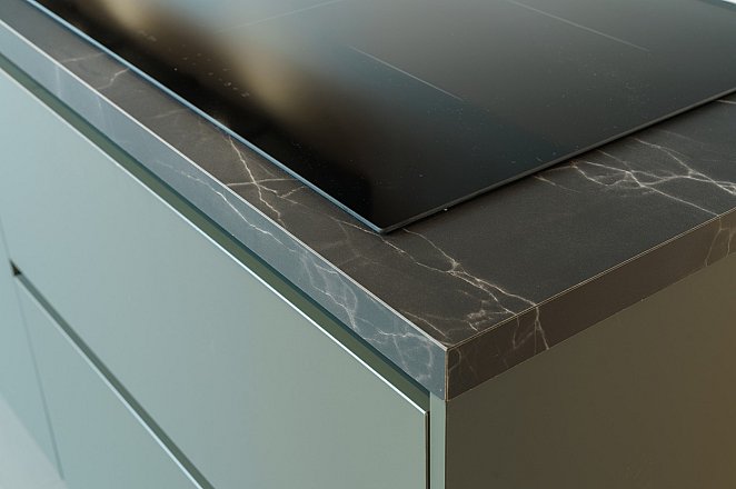 Strakke rechte keuken - Afbeelding 3 van 10