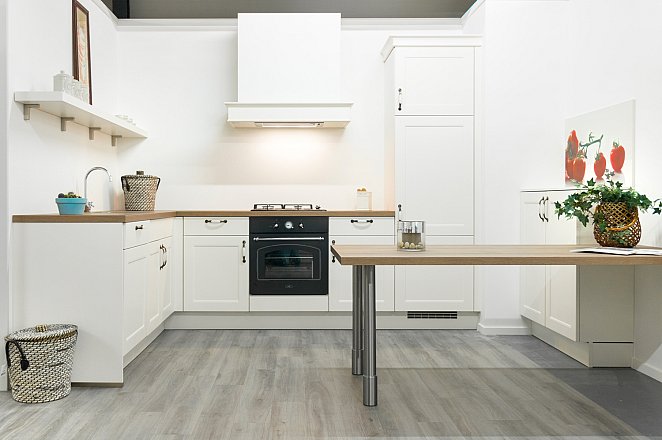 Showroomkeuken - Afbeelding 1 van 8