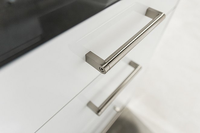 Eilandkeuken in hoogglans wit - Afbeelding 7 van 9