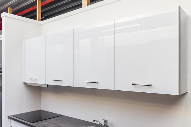 Rechte keuken in hoogglans wit - Afbeelding 2 van 7