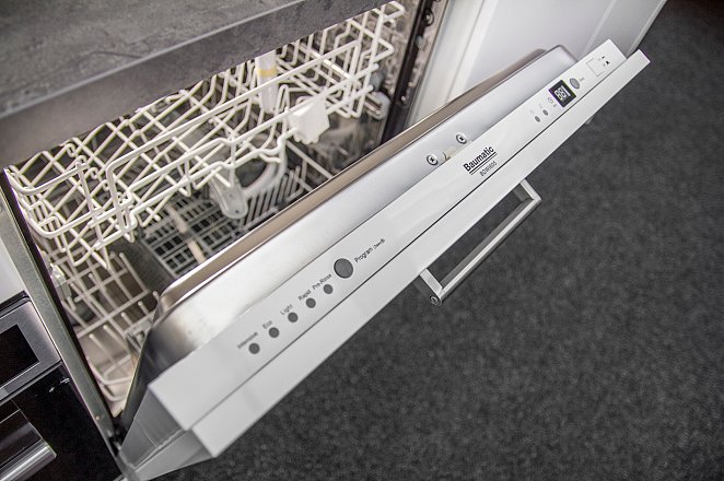 Rechte keuken in hoogglans wit - Afbeelding 5 van 7