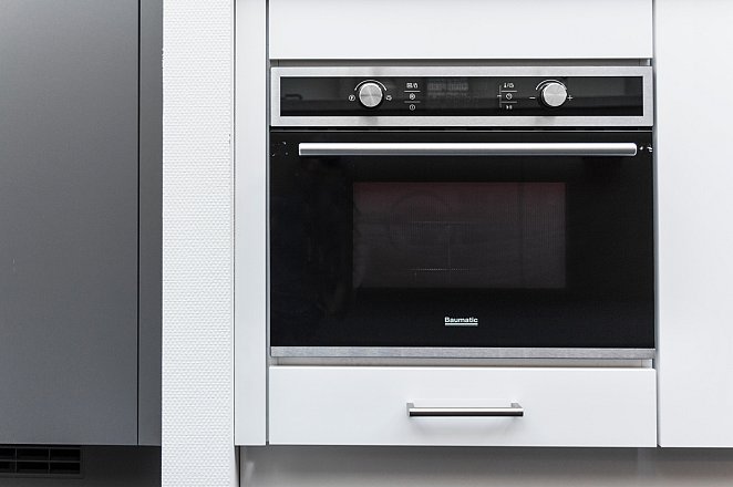 Rechte keuken in hoogglans wit - Afbeelding 7 van 7