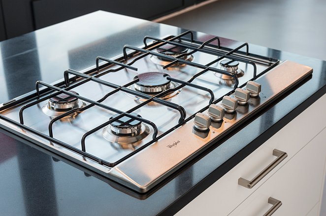 Eilandkeuken in hoogglans wit - Afbeelding 3 van 6