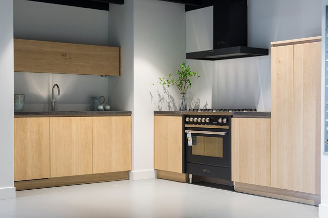 Tweedelige keuken met Lancellotti fornuis - Afbeelding 1 van 5