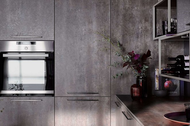 Luxe rechte keuken in donker design - Afbeelding 5 van 5