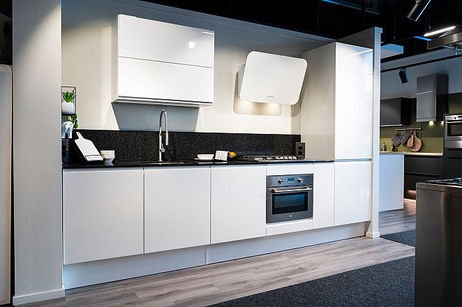 Showroomkeuken - Afbeelding 1 van 5