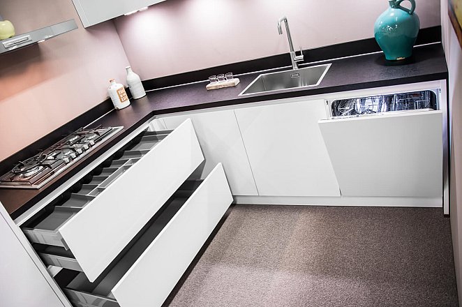 Showroomkeuken L2 - Afbeelding 6 van 7