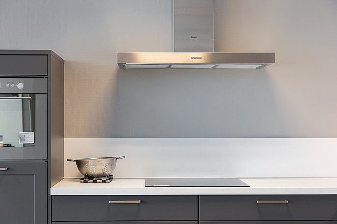 Ruime Hoekkeuken in Moderne Stijl - Afbeelding 2 van 7