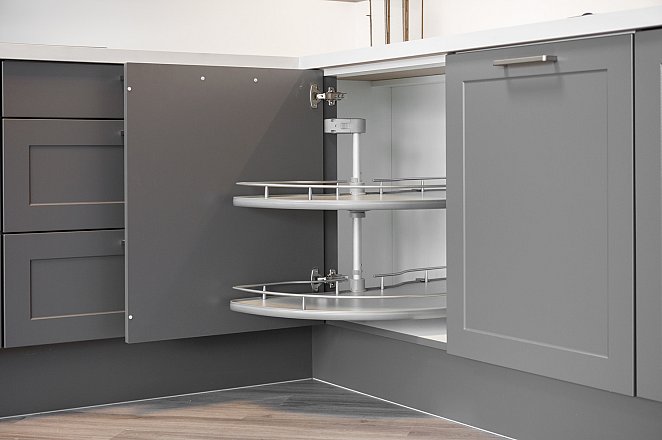 Ruime Hoekkeuken in Moderne Stijl - Afbeelding 6 van 7