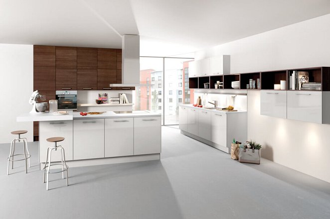 Eilandkeuken met speelse kasten - Afbeelding 1 van 1