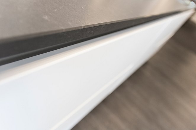 Eilandkeuken in hoogglans wit - Afbeelding 7 van 8