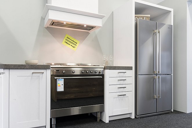 Showroomkeuken L2 - Afbeelding 2 van 5