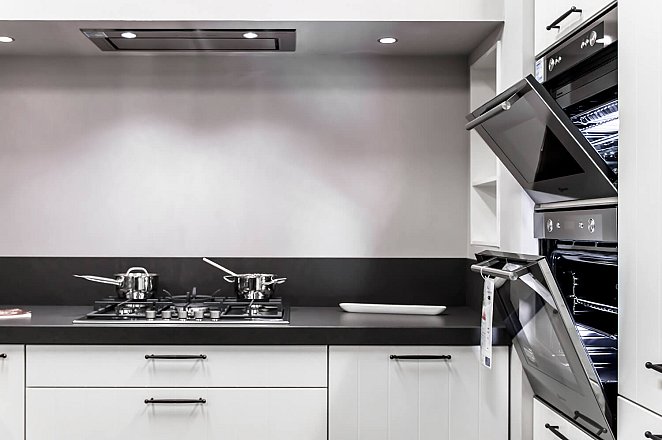 Showroomkeuken L2 - Afbeelding 3 van 9