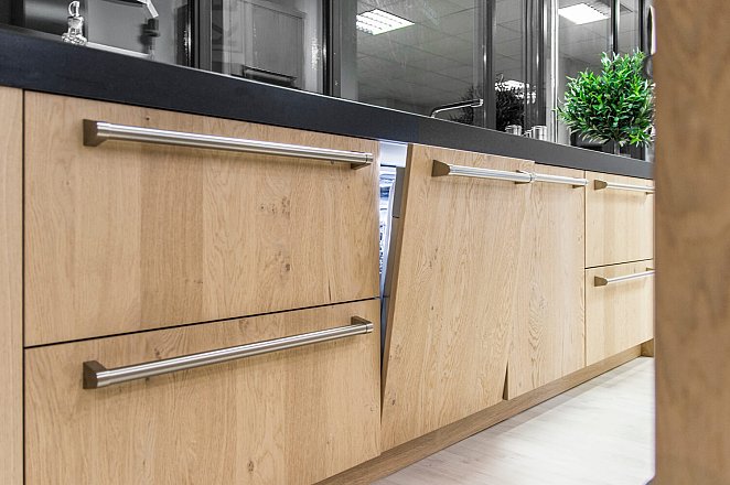 Showroomkeuken L2 - Afbeelding 2 van 9