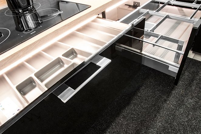Showroomkeuken L2 - Afbeelding 3 van 6