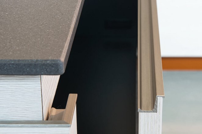 Strakke keuken met ultradun werkblad - Afbeelding 3 van 3