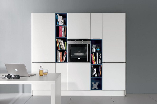 Strakke keuken met eiland - Afbeelding 3 van 3