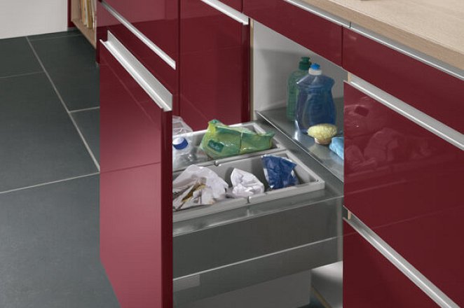 Moderne keuken in rechte opstelling - Afbeelding 4 van 5