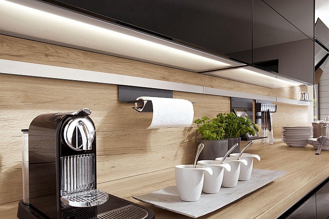 Moderne keuken met speelse elementen - Afbeelding 3 van 3